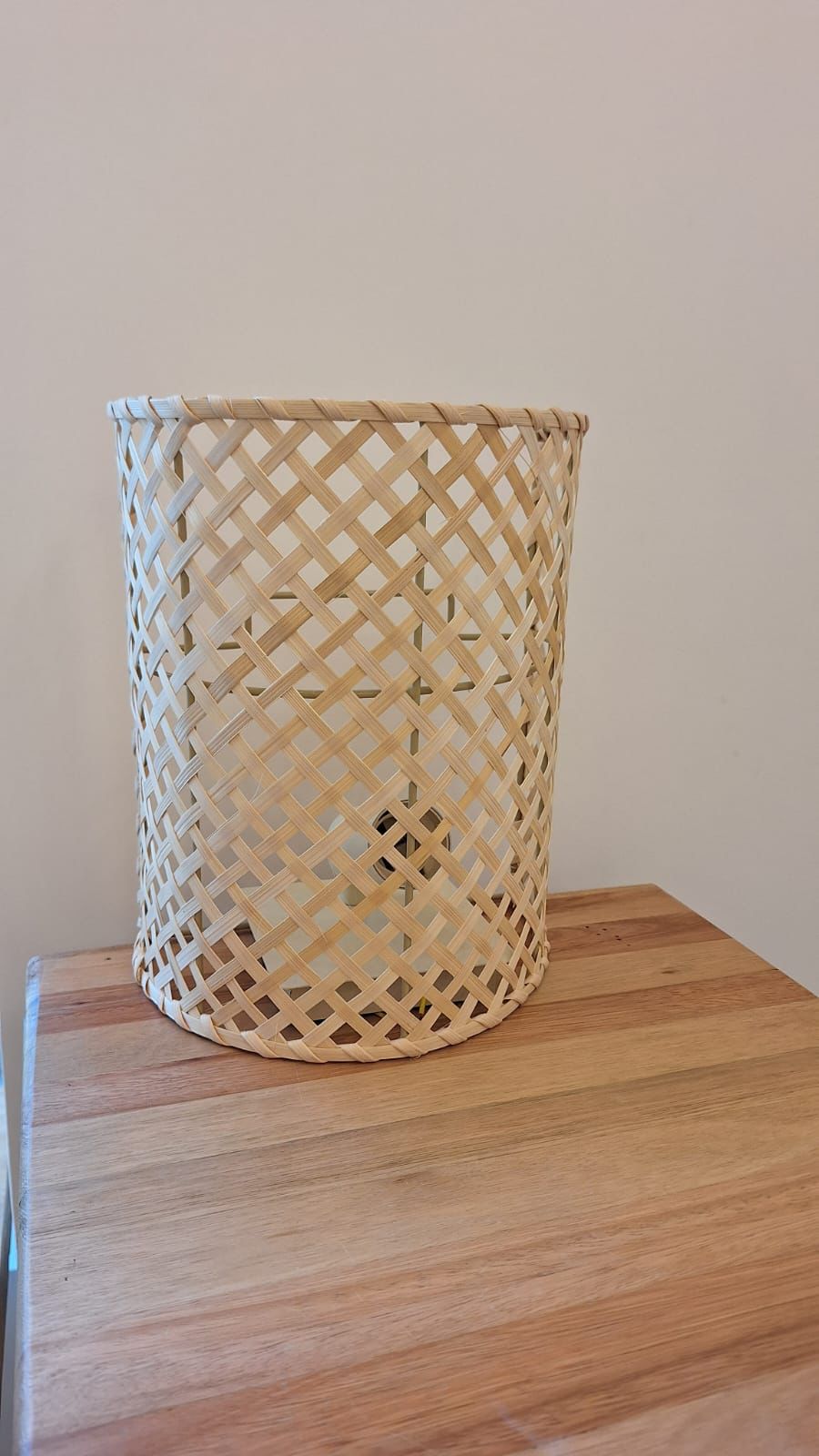 Lúminaria Pendente Rattan de Palha Nova Guine Detalhes